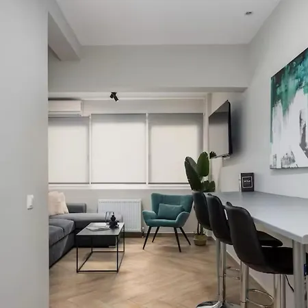 Ladadika Urban Two Bedroom Apartament *